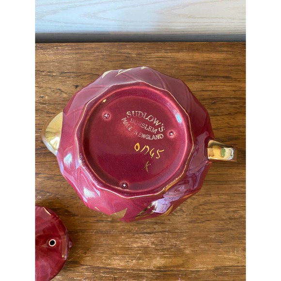 1940’s Sudlow’s Burslem Burgundy Red and Gold Teapot - Made in England - Picture 5 of 8